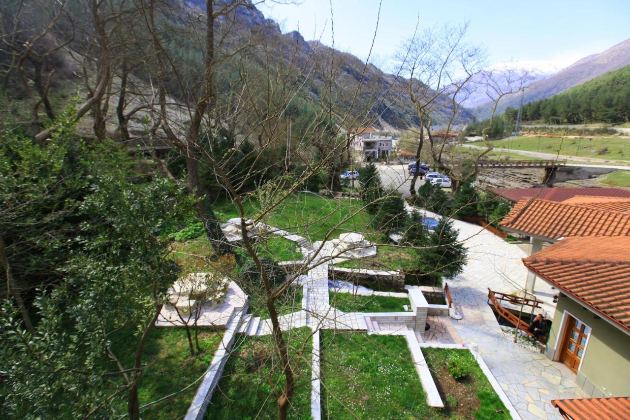 Hotel Gryka E Kelcyres Exterior photo